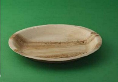 Hot resistant up to 200° C / 392° F, it can be used in traditional or microwave ovens.